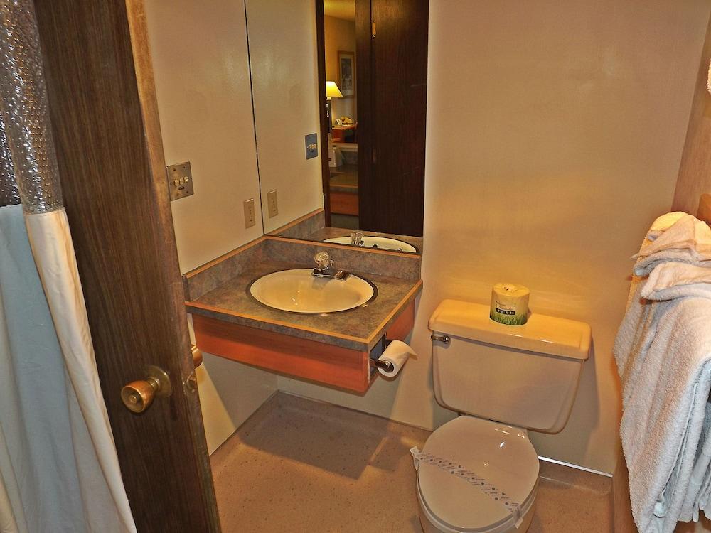 Travelodge by Wyndham Kalispell photo 24