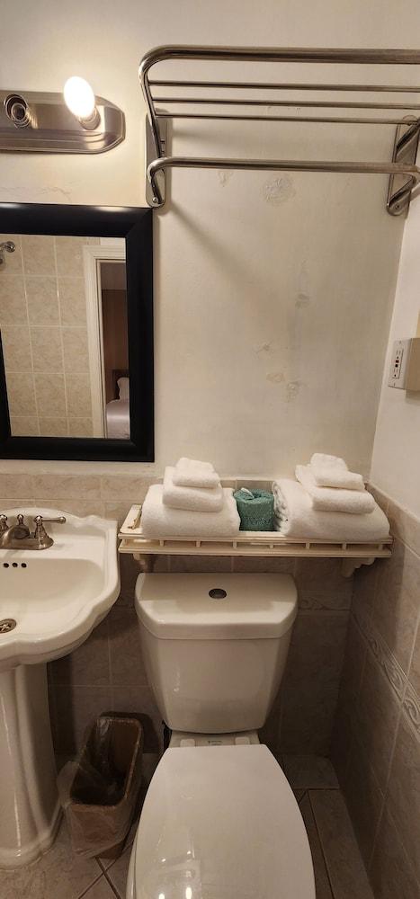 Nashoba Valley Inn & Suites photo 7