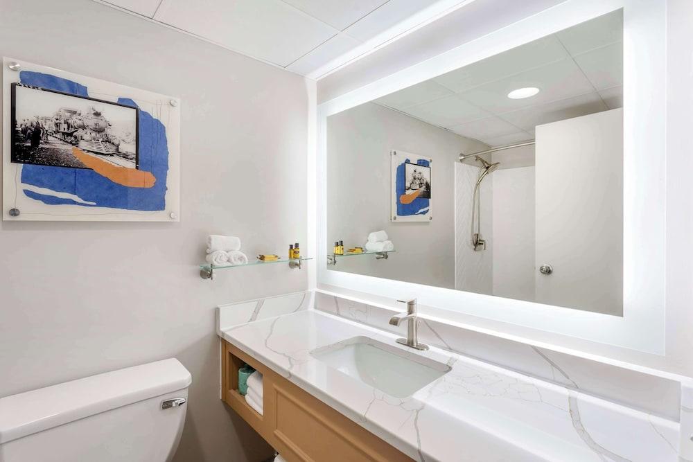 Best Western Plus Heritage Rail Inn & Suites photo 27