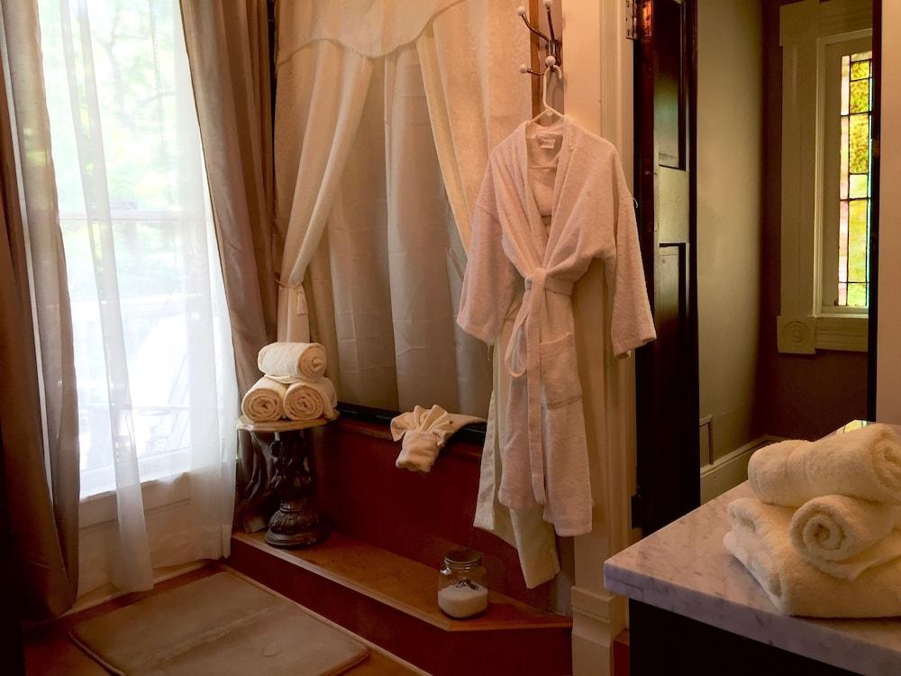 Eureka Zen Cottages photo 45