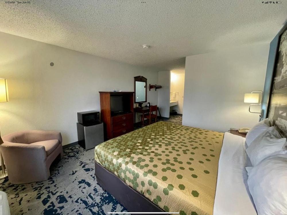 Lamoni Inn & Suites photo 7