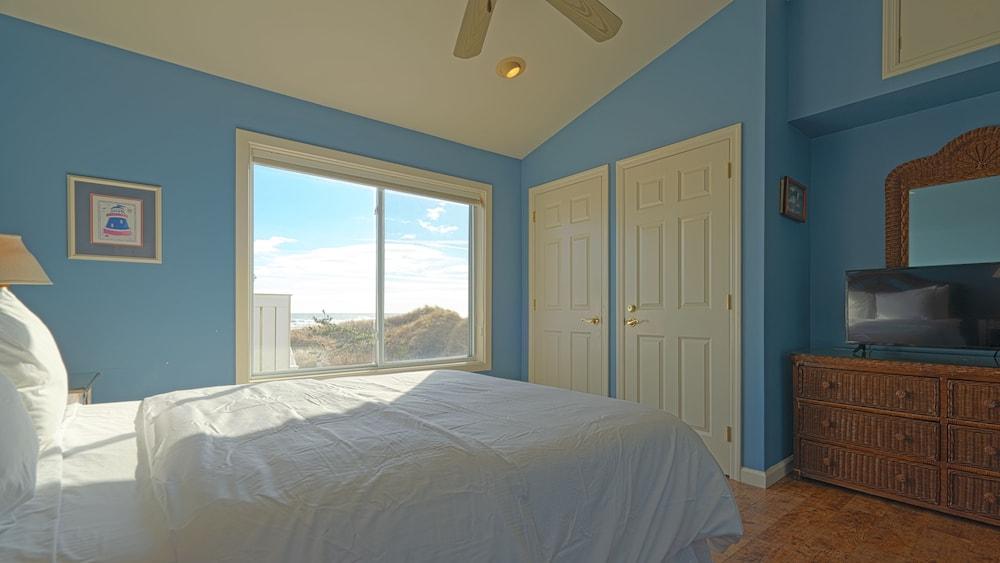 Sea Crest Resort photo 18
