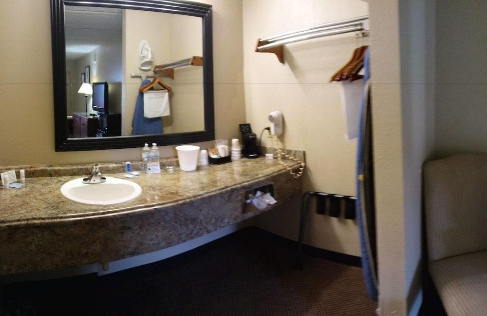 Rodeway Inn San Angelo South photo 28