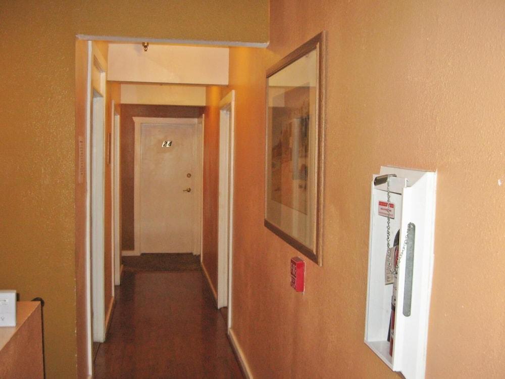 RK Hostel San Diego photo 47