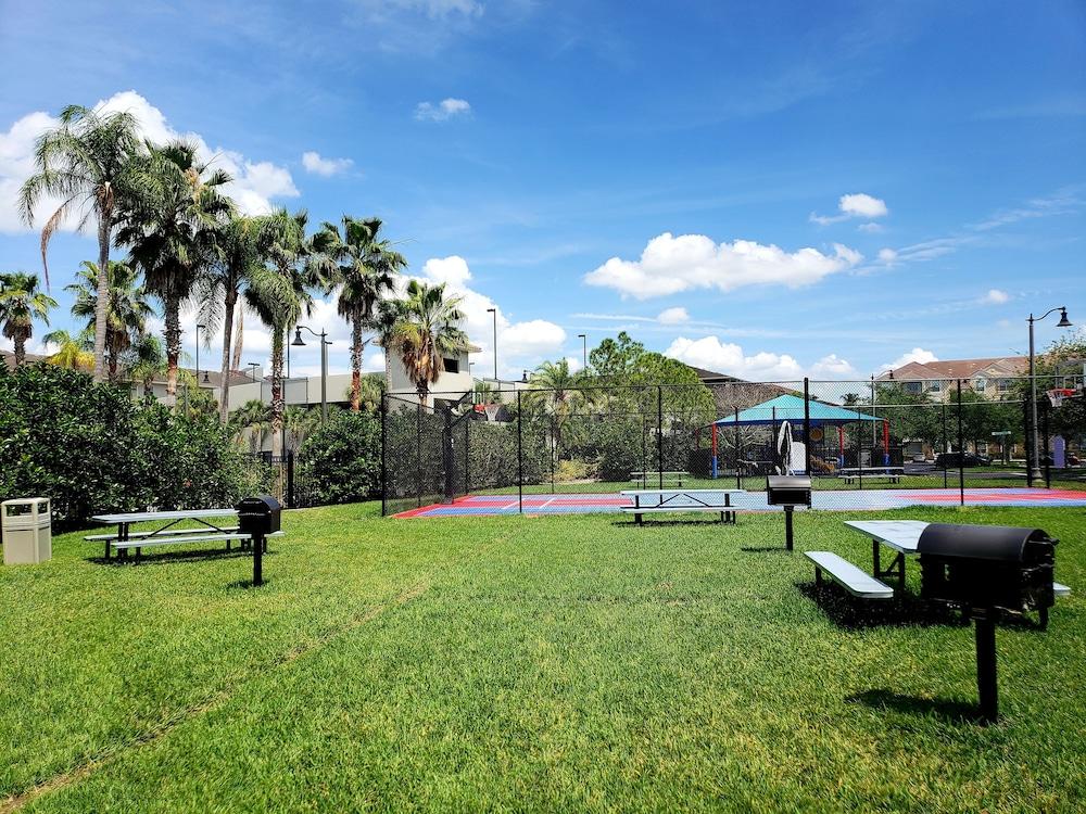 Vista Cay by Orlando Resort Rentals on Universal Boulevard photo 73