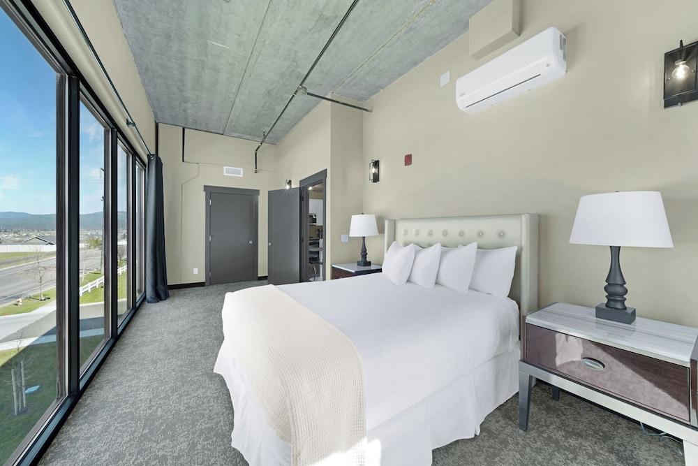 The Suites at Prairie Falls & Event Center photo 16