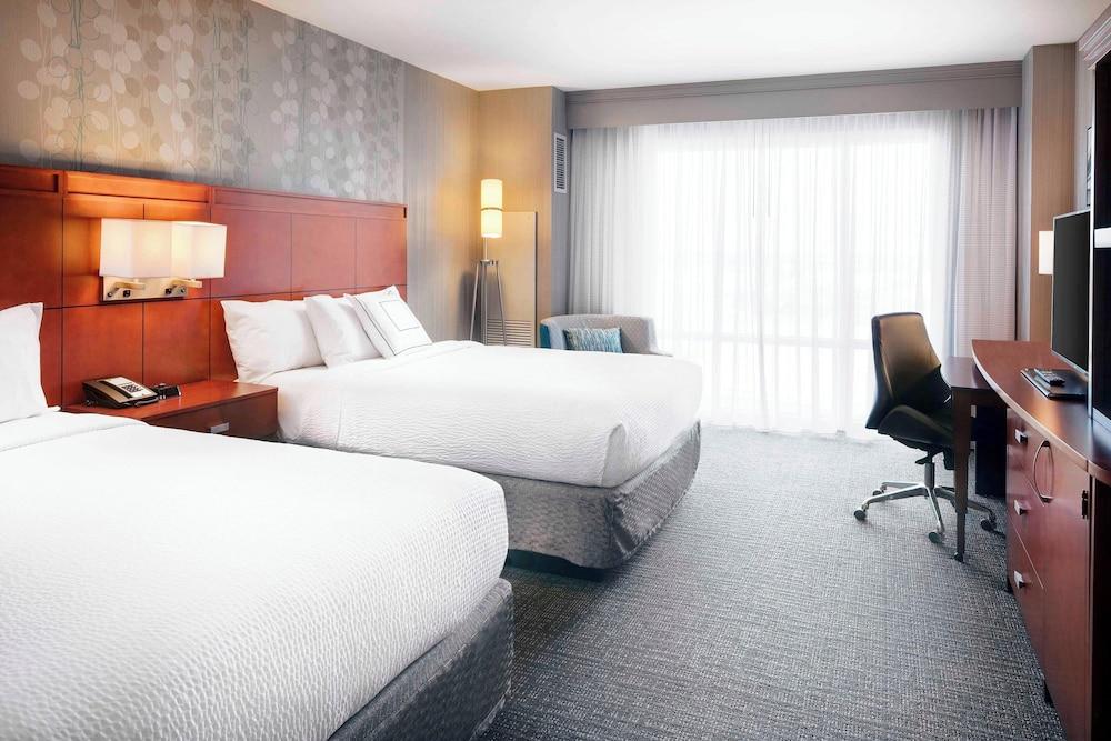Courtyard by Marriott Indianapolis Downtown photo 37