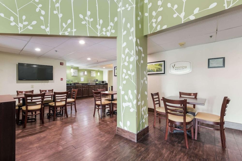 Studio 6 Suites – Knoxville, TN photo 28