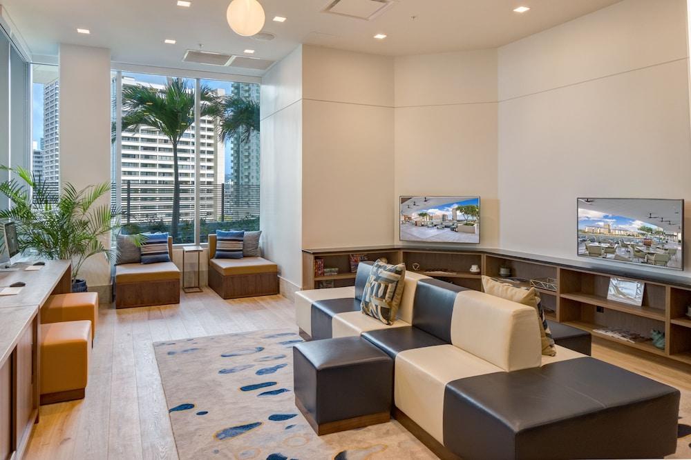 Real Select at the Ritz Carlton Residences, Waikiki Beach photo 85