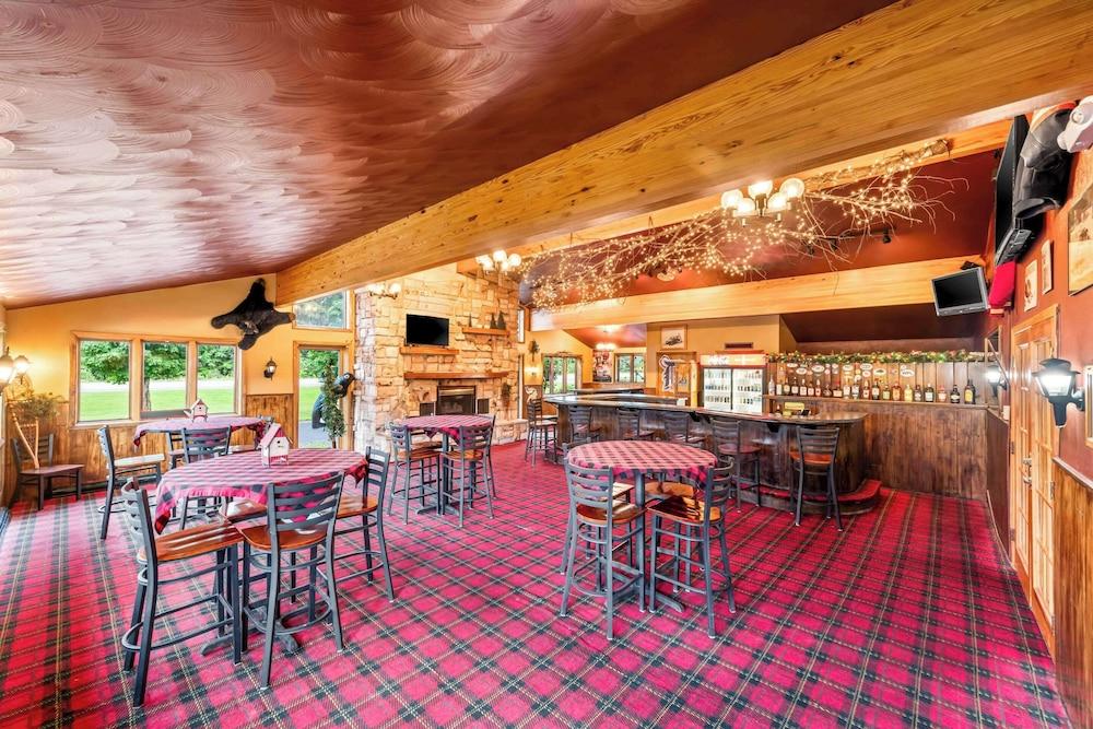 Quality Inn & Suites Munising photo 32