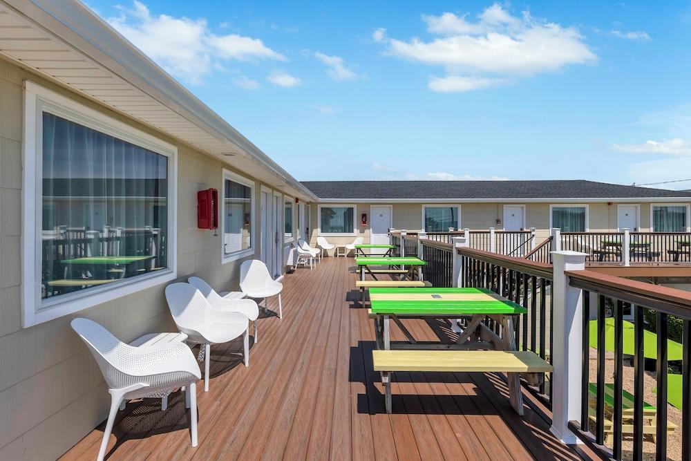 Ocean Resort Inn photo 14