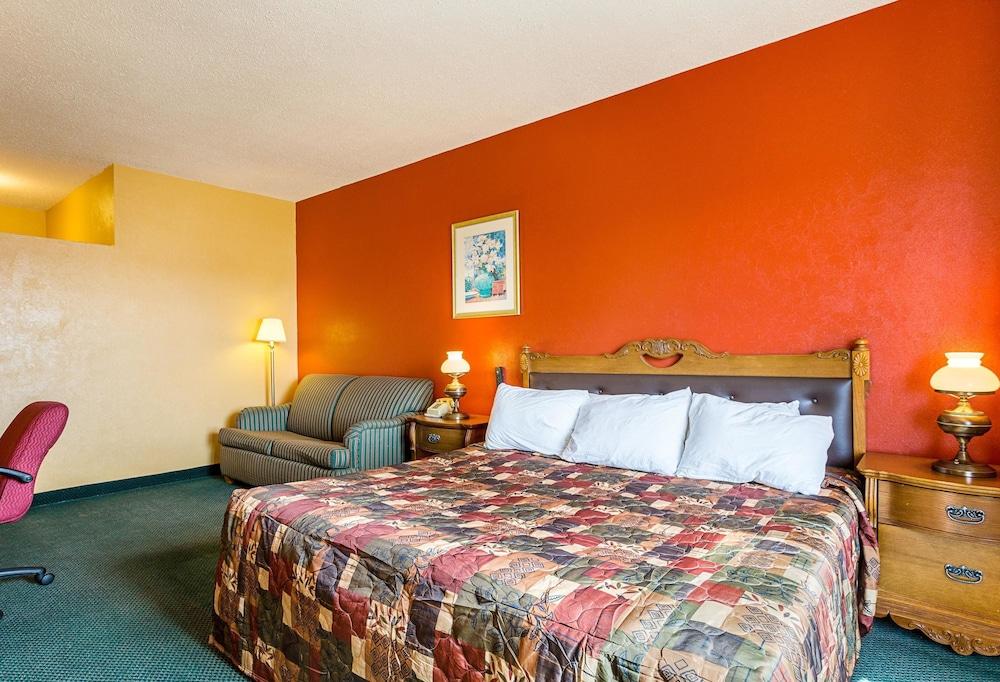 Rodeway Inn Roswell West photo 15