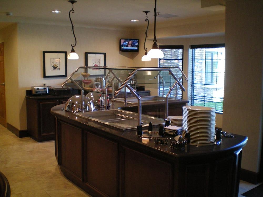 Staybridge Suites Wichita by IHG photo 29
