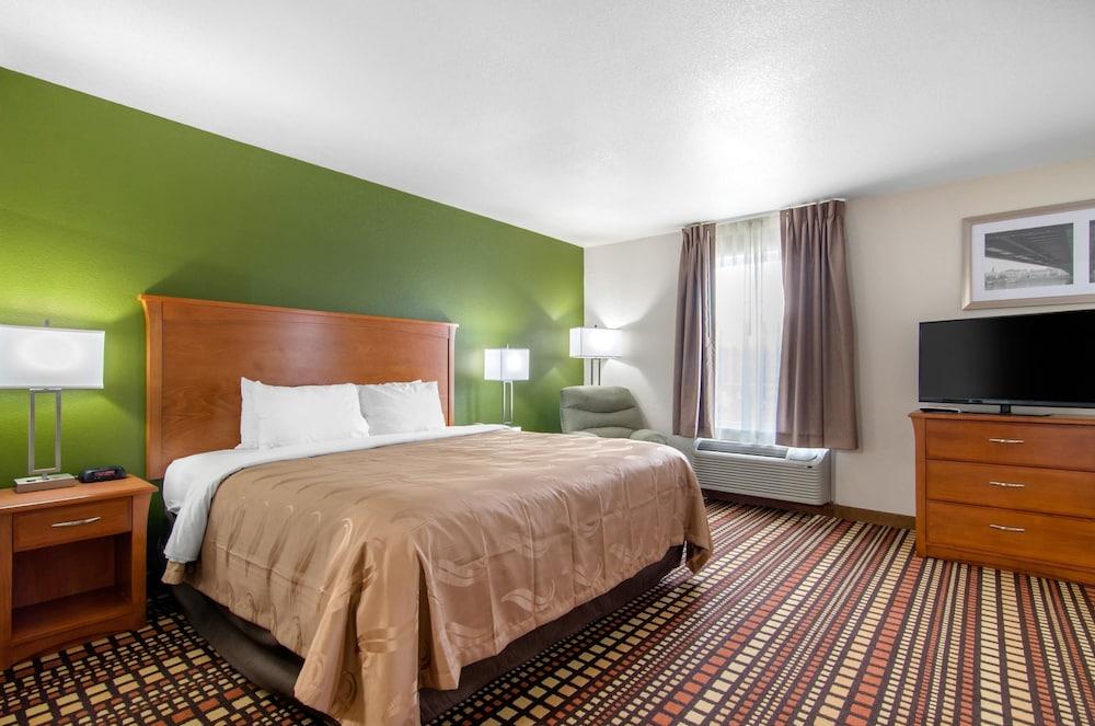 Quality Inn Kearney - Liberty photo 20