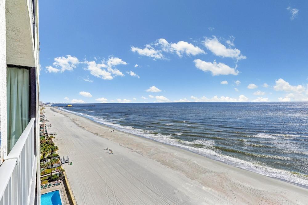 Sands Beach Club Resort photo 18