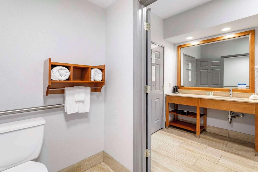 Quality Inn Oak Ridge - Knoxville West photo 12