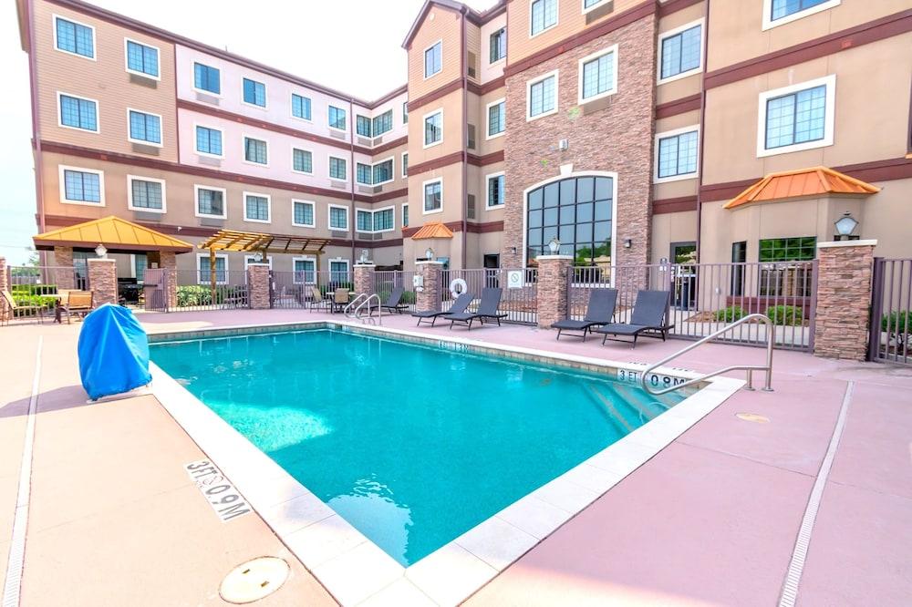 Staybridge Suites Houston IAH - Beltway 8 by IHG photo 12