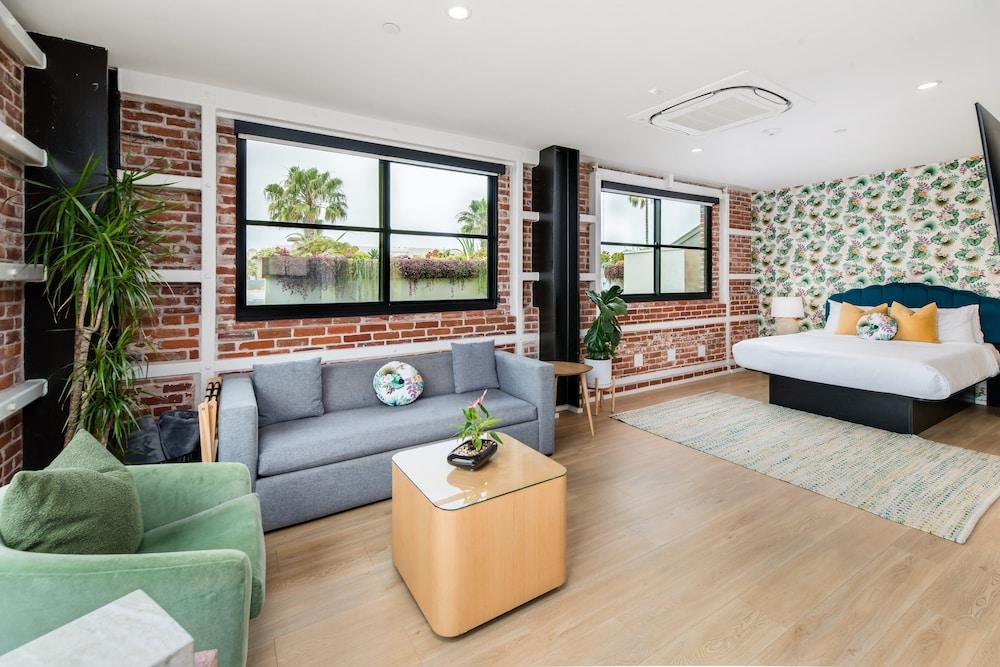 The Brick Hotel photo 12