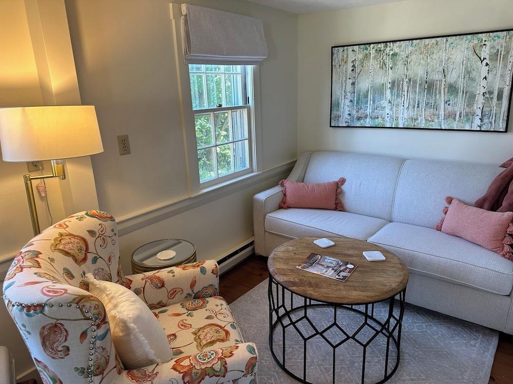 Inn at Perkins Cove photo 91