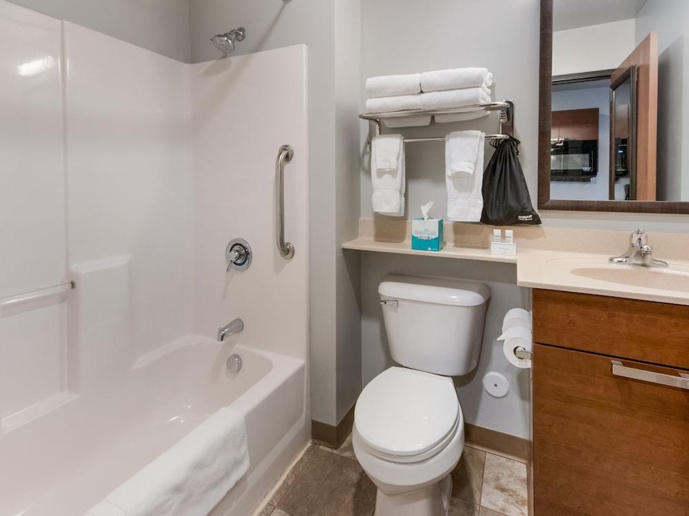 My Place Hotel - Yakima photo 43