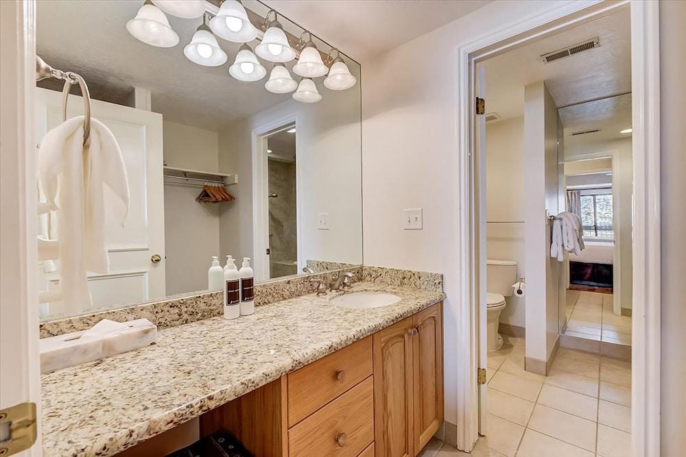 Shadow Ridge by All Seasons Resort Lodging photo 4