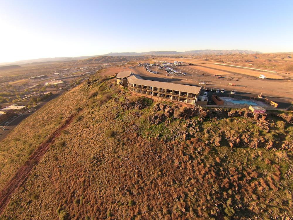 Inn on the Cliff photo 34
