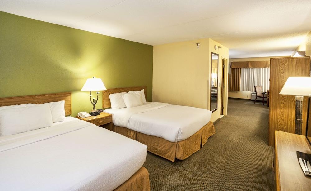 Edgewater Hotel & Waterpark photo 30
