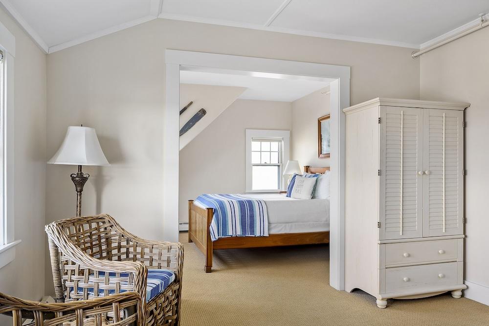 East Wind Inn on the Water photo 50