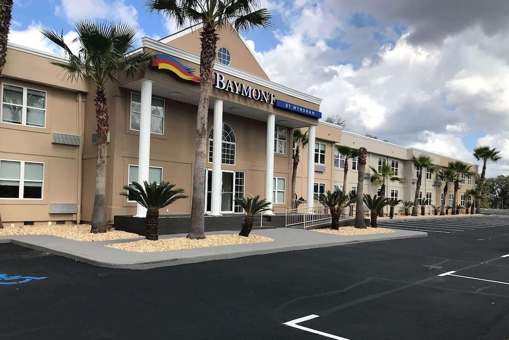 Baymont by Wyndham Lake Park Valdosta I-75 — hotel in Lake Park