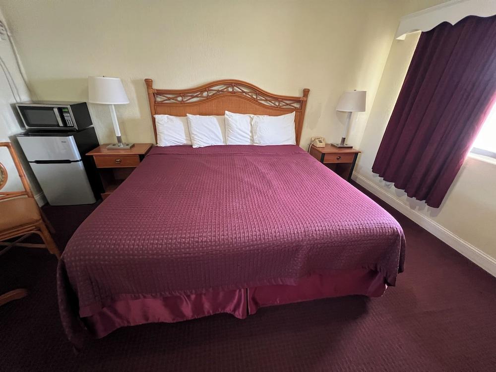 Budget Inn photo 3