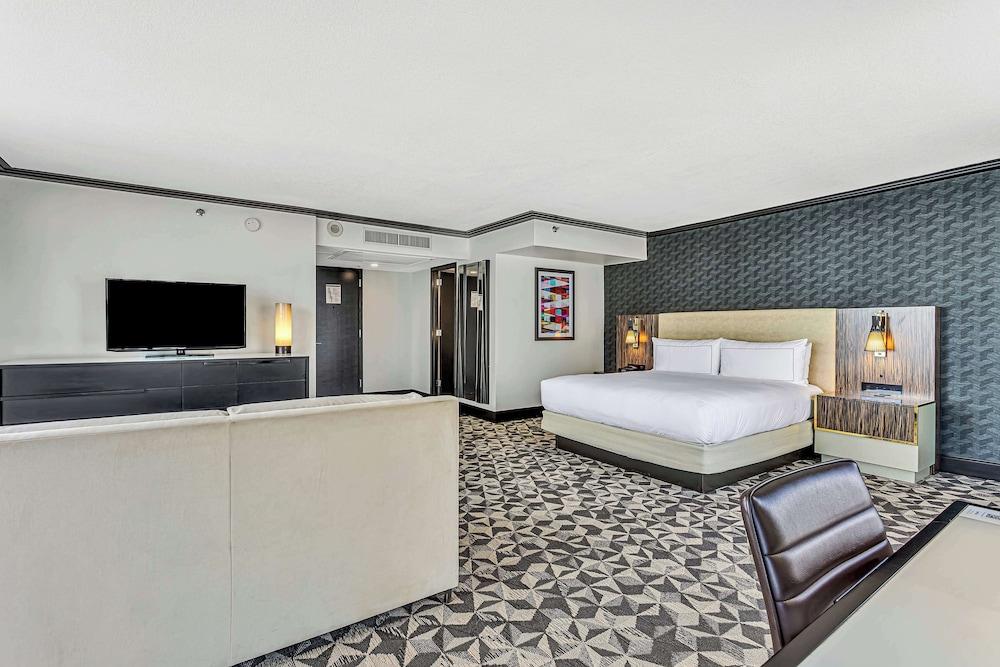 Hilton Miami Downtown photo 57
