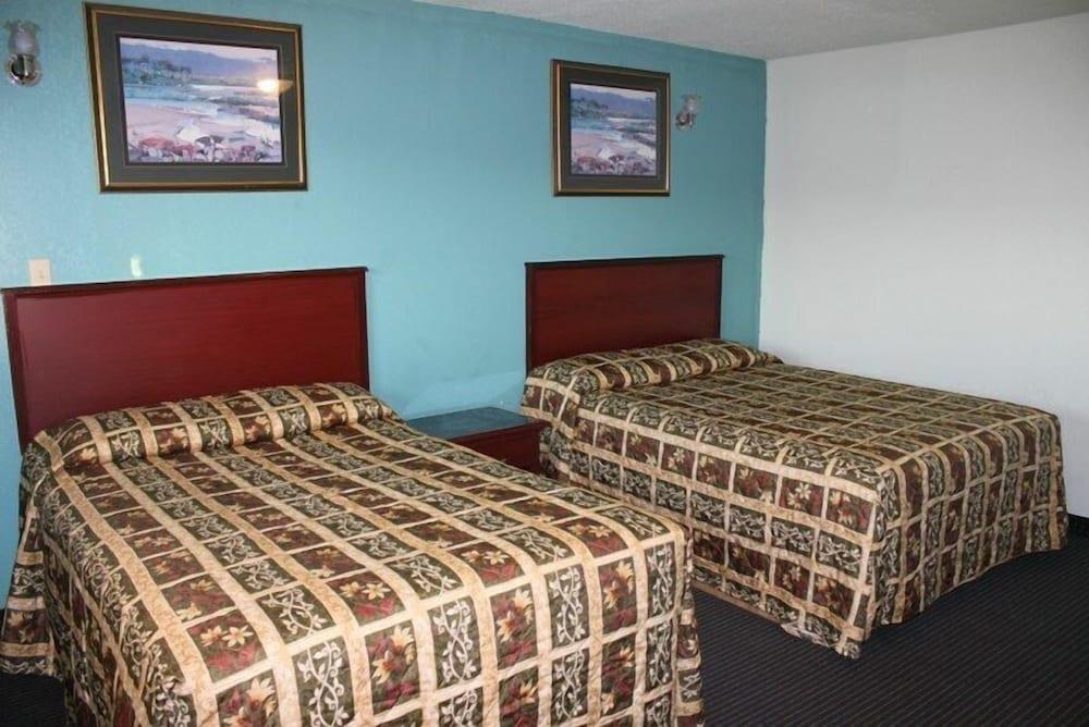 Sportsman Motel photo 16