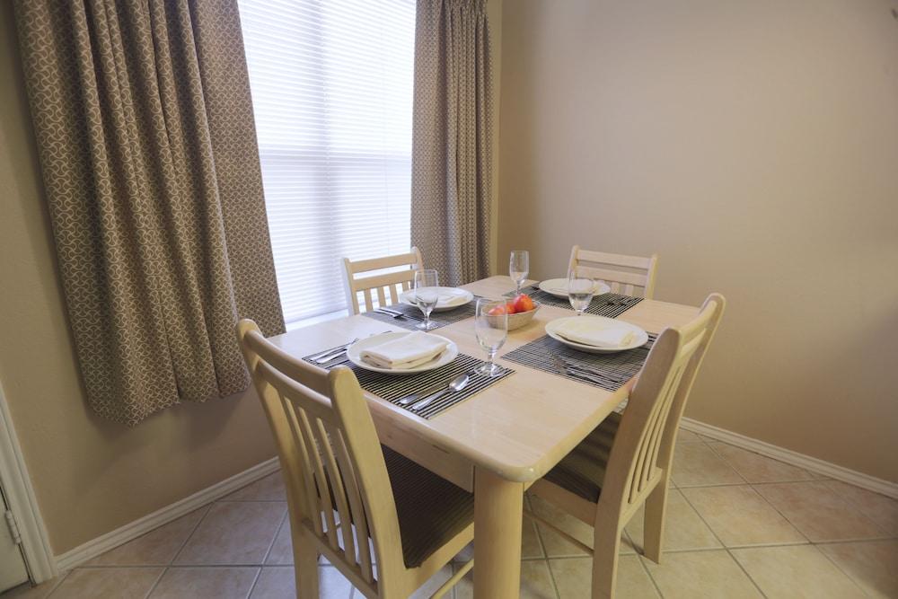 Victoria Palms Inn & Suites photo 15