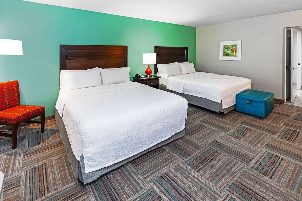 Hampton Inn Miami photo 17