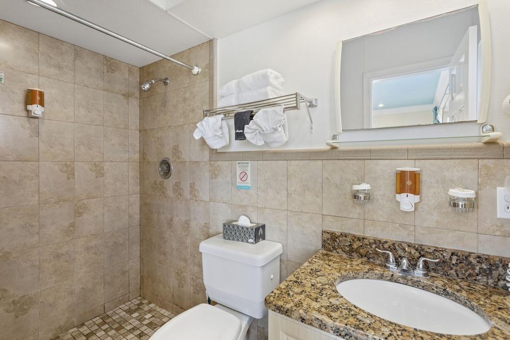 Bay Palms Waterfront Resort - Hotel and Marina photo 28