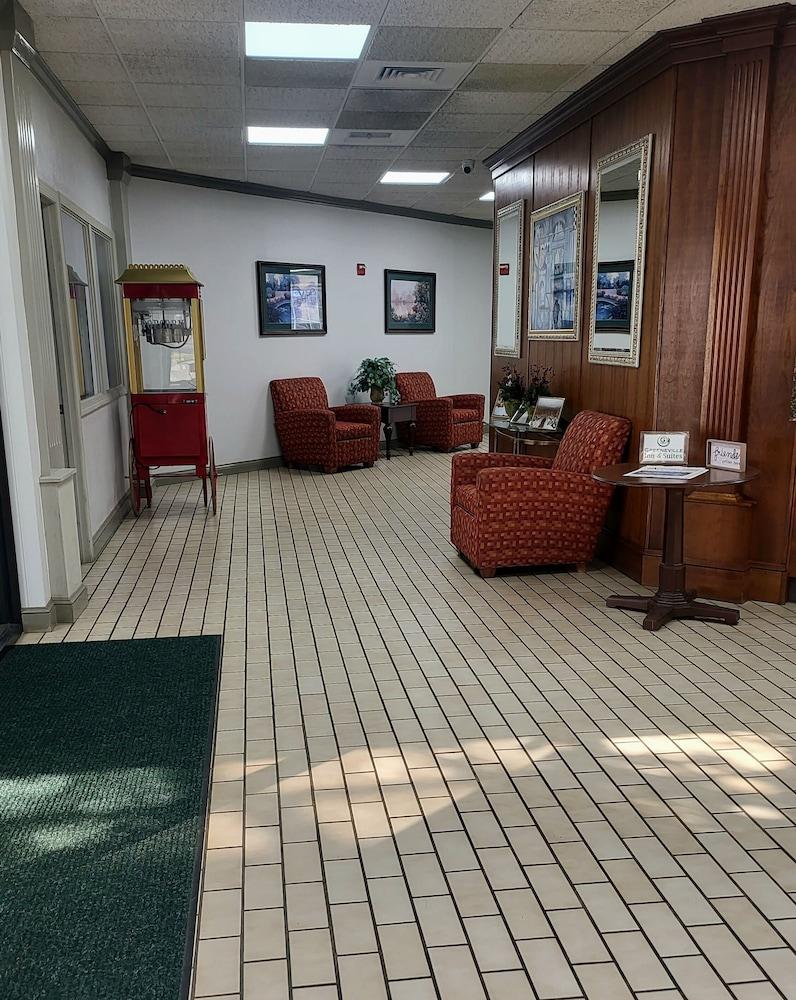 Greeneville Inn and Suites photo 3