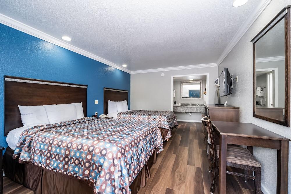 Gator Town Inn photo 9