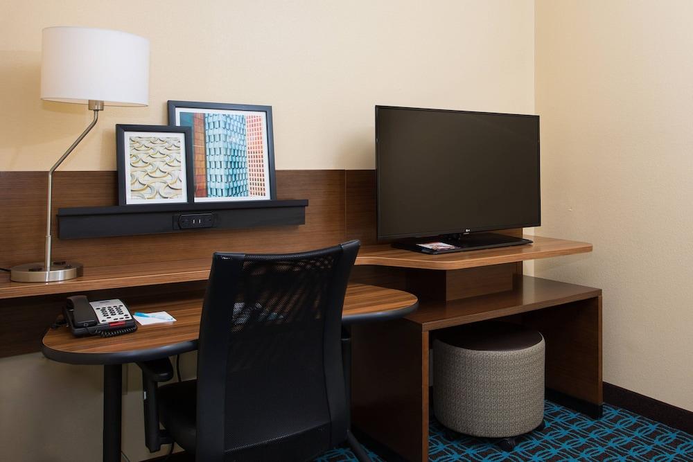 Fairfield by Marriott Inn & Suites Raynham Middleborough/Plymouth photo 9
