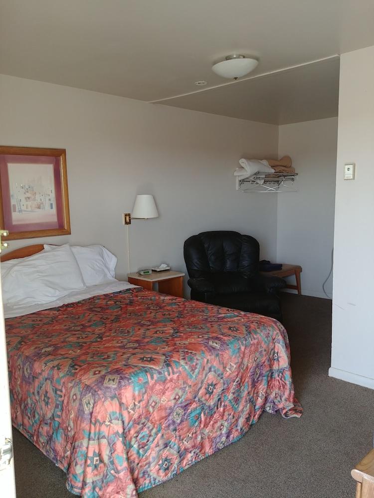 Cactus Inn photo 5