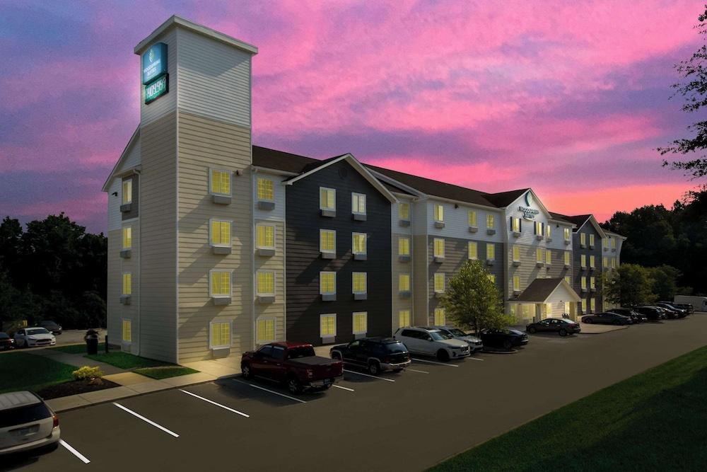 WoodSpring Suites Louisville Southeast photo 7