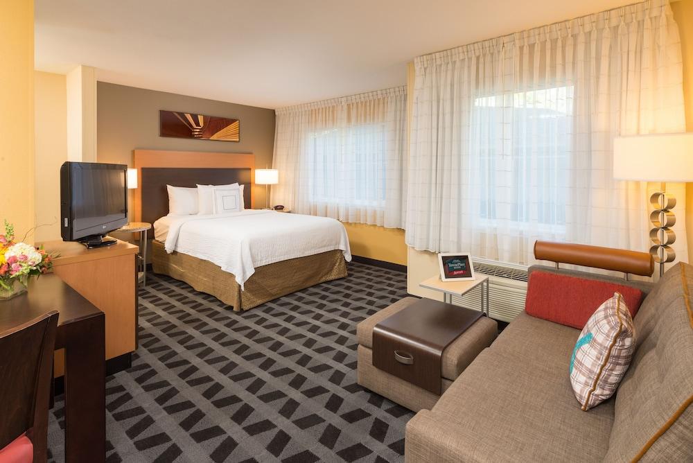 TownePlace Suites by Marriott Bend photo 4