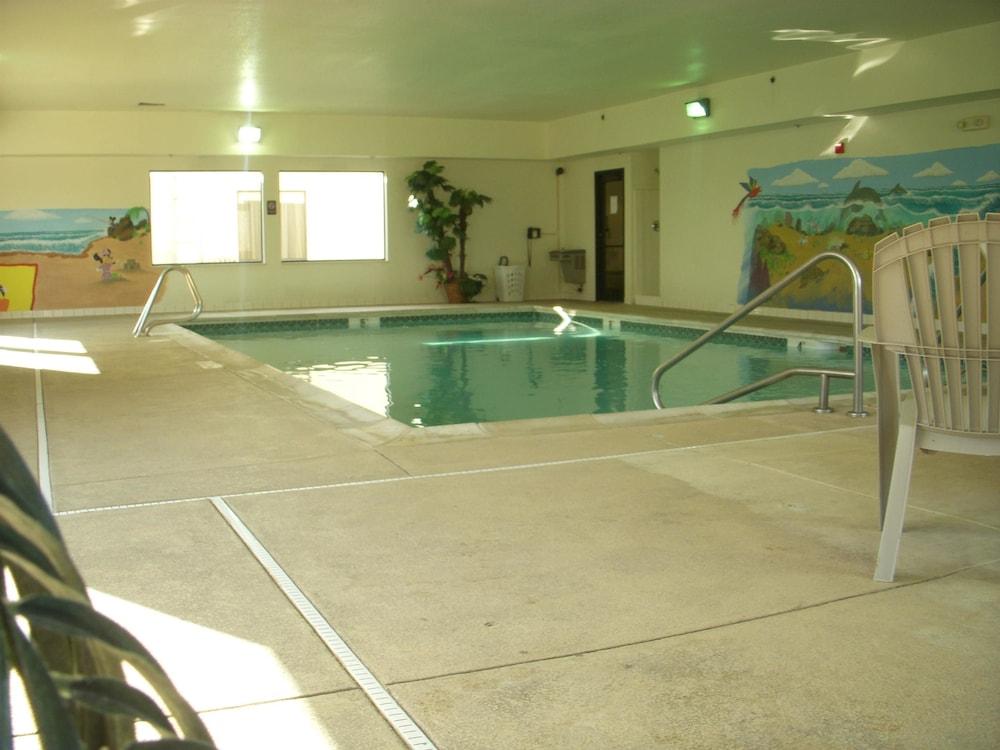 Baymont by Wyndham Albany photo 7