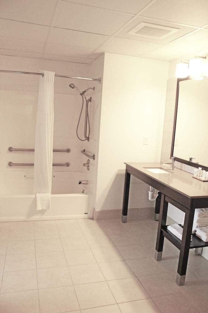 Independence Stay Hotel & Suites photo 32