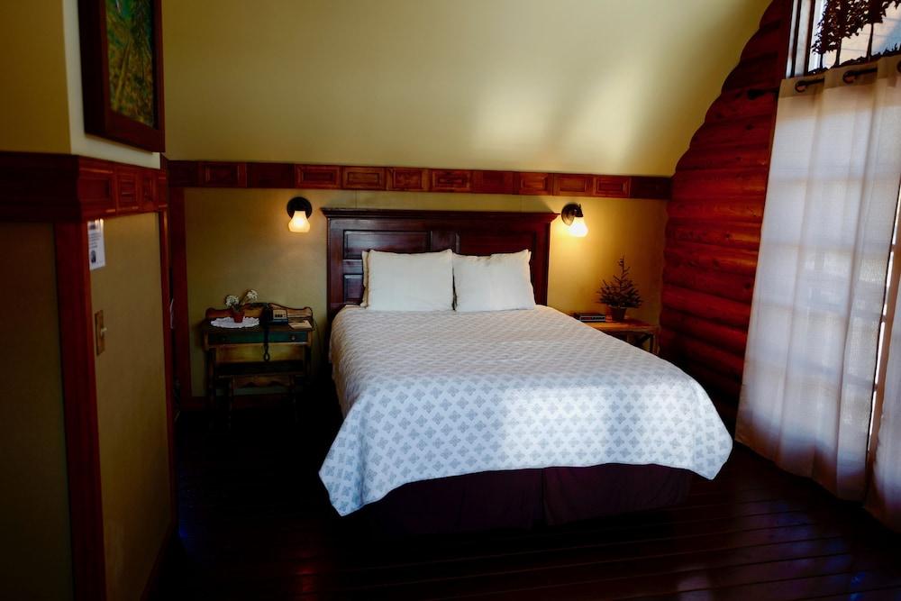 Sumas Mountain Lodge photo 37
