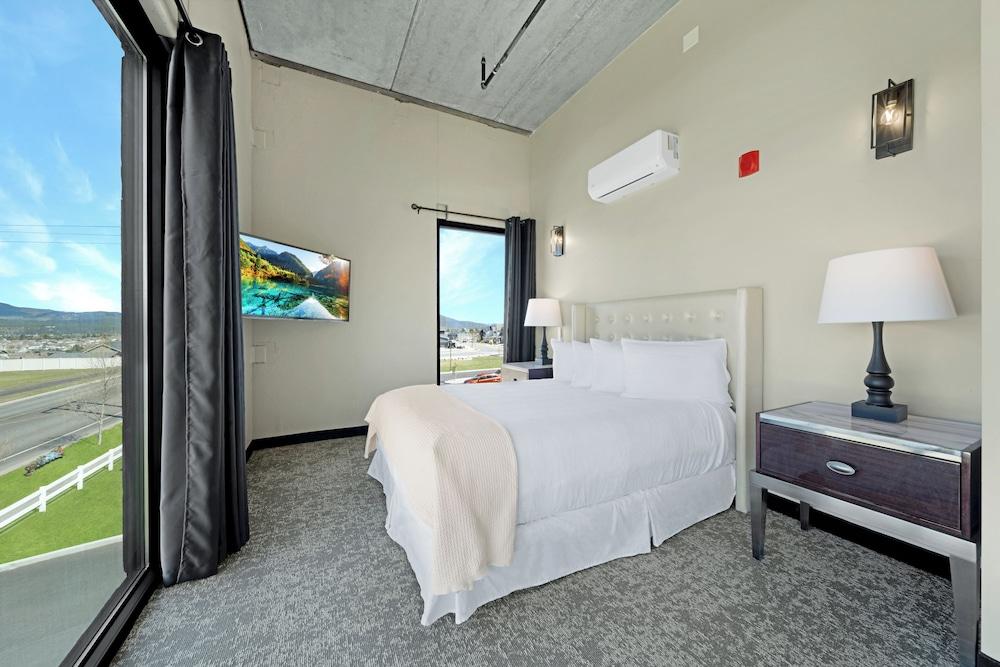 The Suites at Prairie Falls & Event Center photo 21
