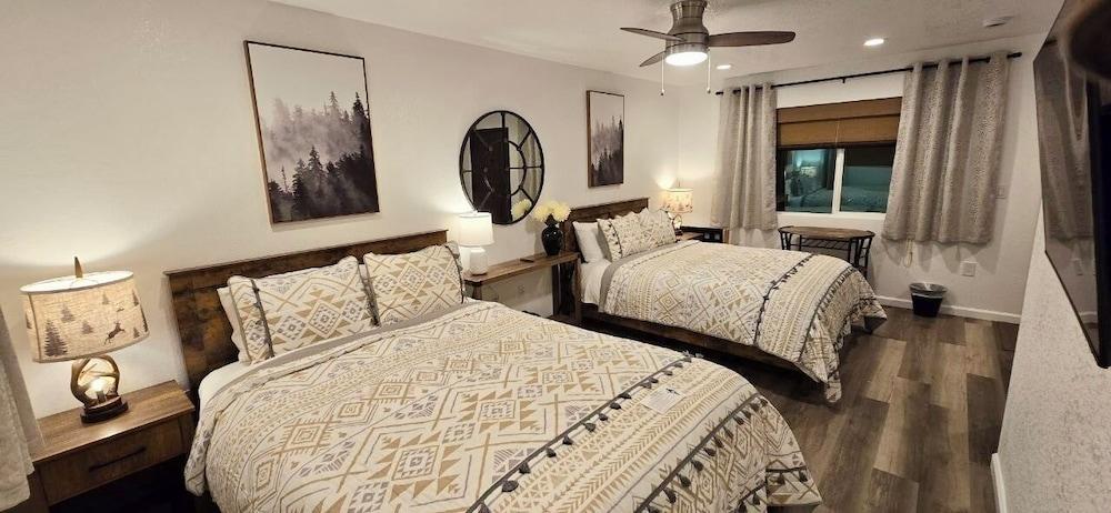 Ocean Cove Lodge photo 7