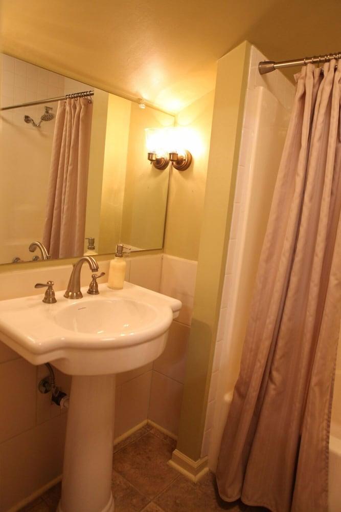 Edwardian Inn photo 27