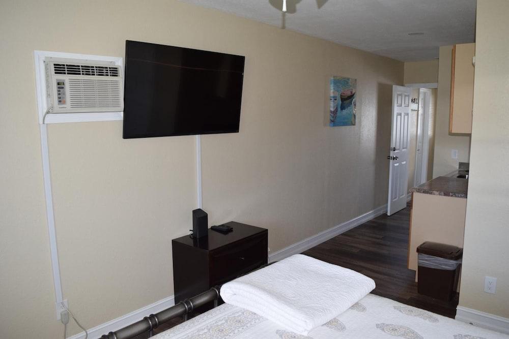 Caribbean Shores Jensen Beach Motel photo 11