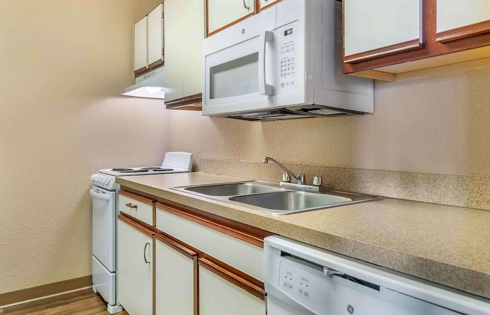 Extended Stay America Select Suites Detroit Ann Arbor Univ S photo 20