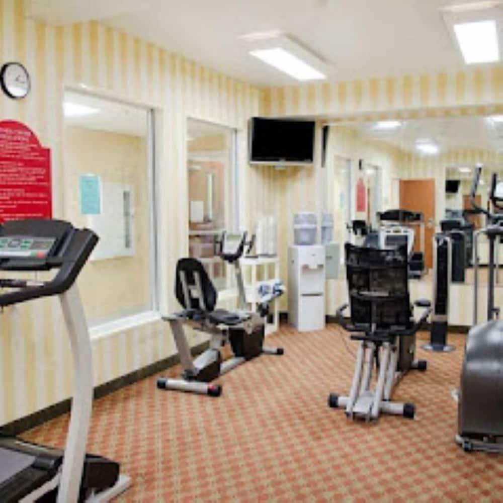 Chocolate Express Hotel & Suites Hershey photo 21